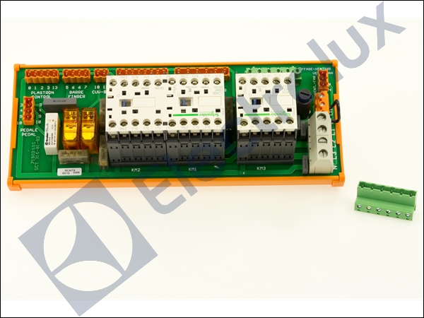 PRINTED CIRCUIT BOARD