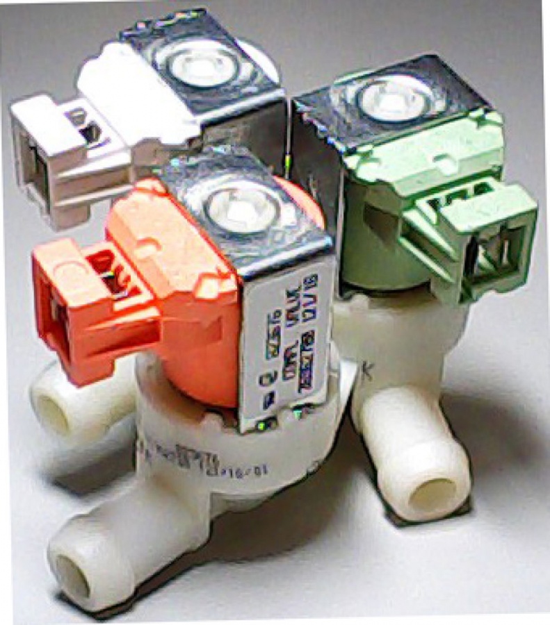 SOLENOID VALVE 180° - 3 WAYS - 220/240V 50/60HZ - Ø 14 MM